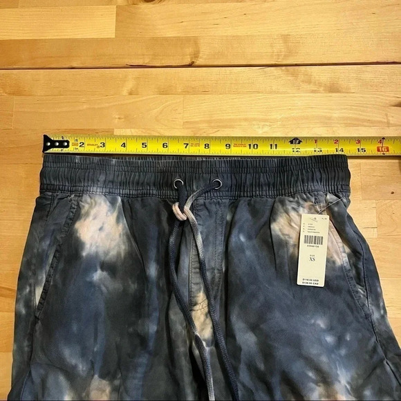 NWT Anthropologie Sanctuary Carefree Cargo Joggers Pants in Blue Tie-Dye Sz XS - Picture 8 of 11